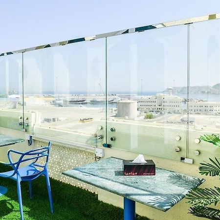 Marina Hotel Mutrah Экстерьер фото